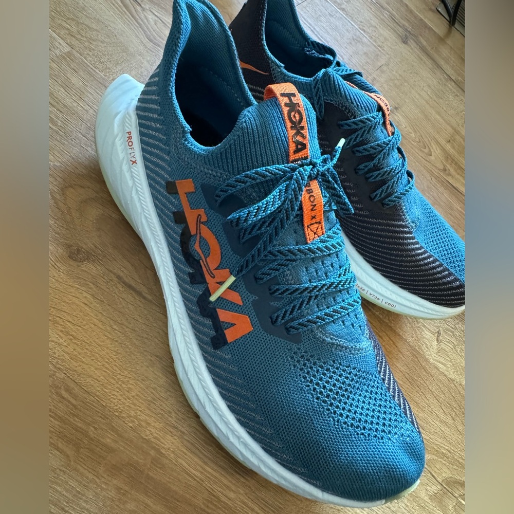 Men’s Hoka Carbon X 10.5